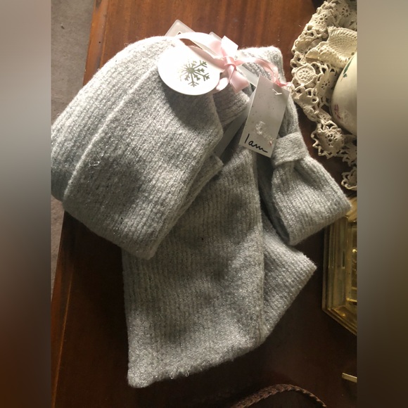 Misplaced 🎄I am Knit Scarf & Hairband- 857 $25 or $20 w/offer - Picture 1 of 4